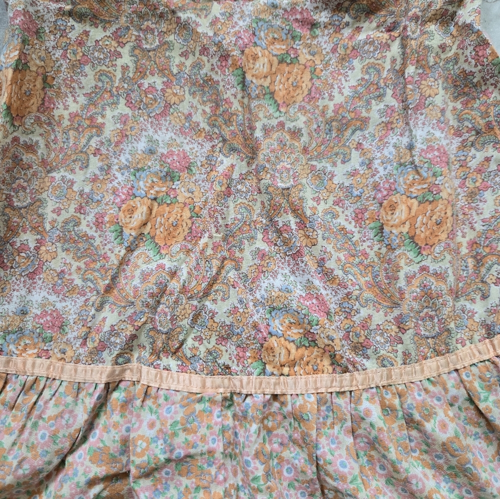 True Vintage 70s Cabbage Rose Patchwork Skirt - image 2